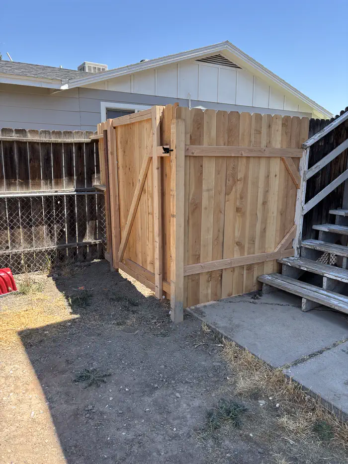 New cedar fence and gate