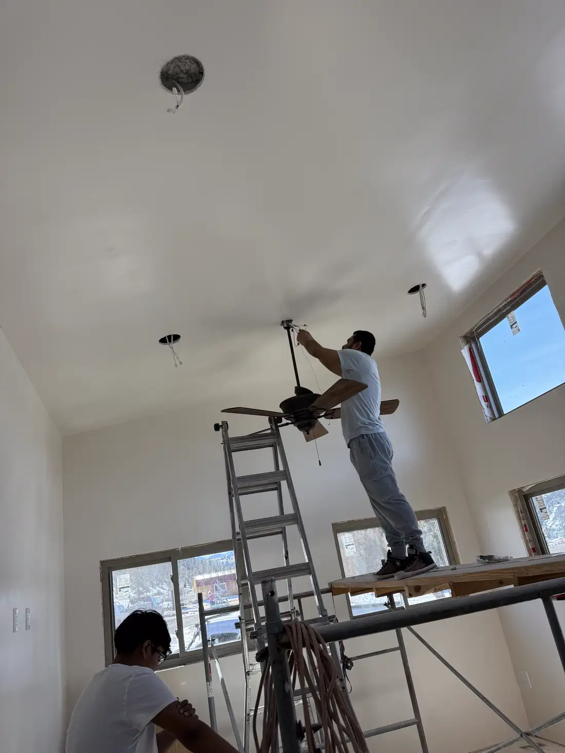 Ceiling fan on a vaulted ceiling